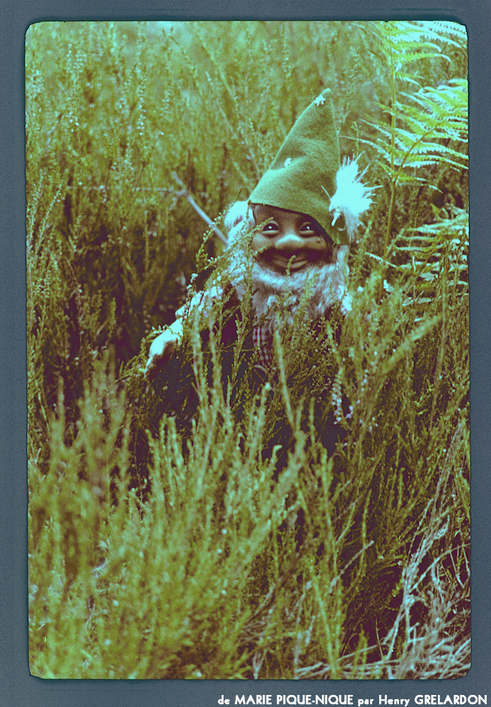 image: This is ‘
marie pique–nique 12
’.