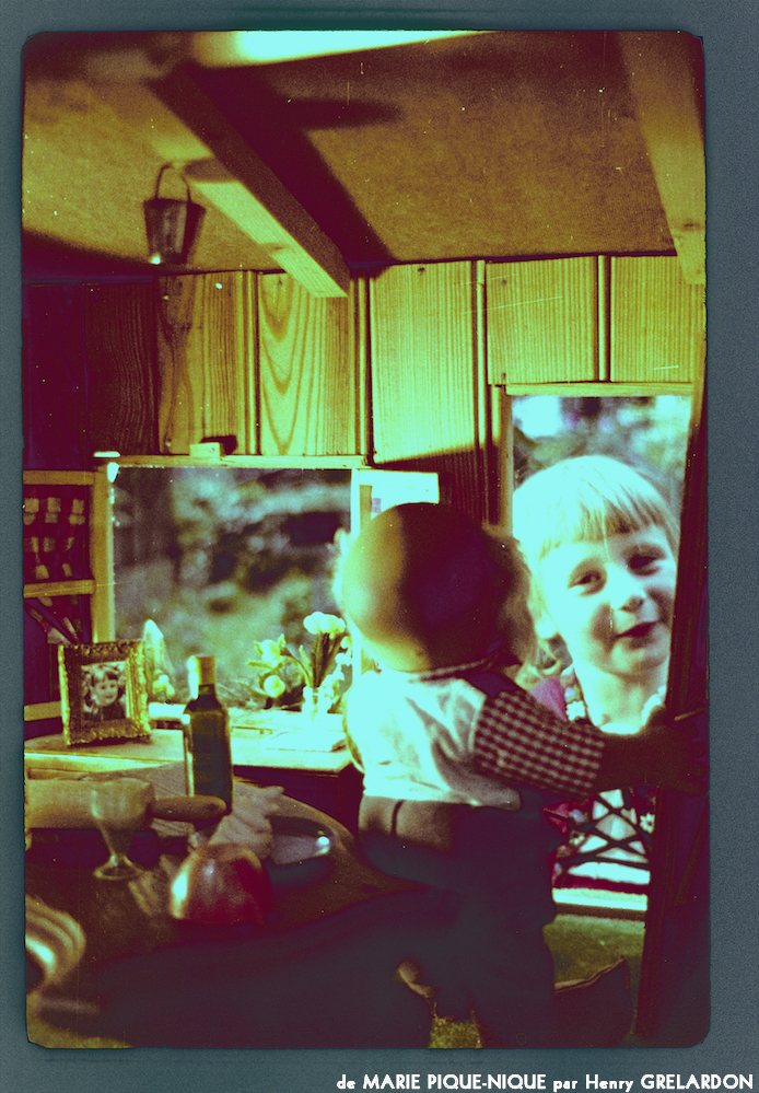 image: This is ‘
marie pique–nique 7
’.