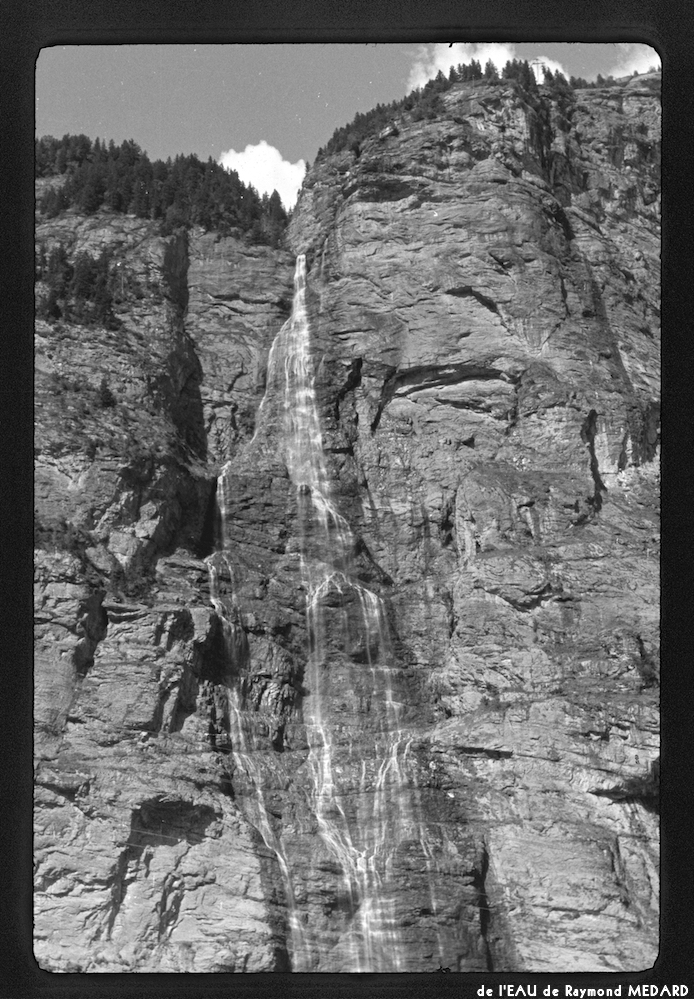 image: This is ‘
l’eau 11
’.