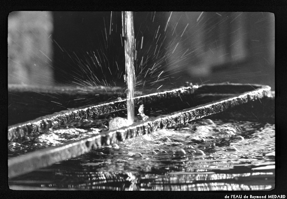 image: This is ‘
l’eau 8
’.