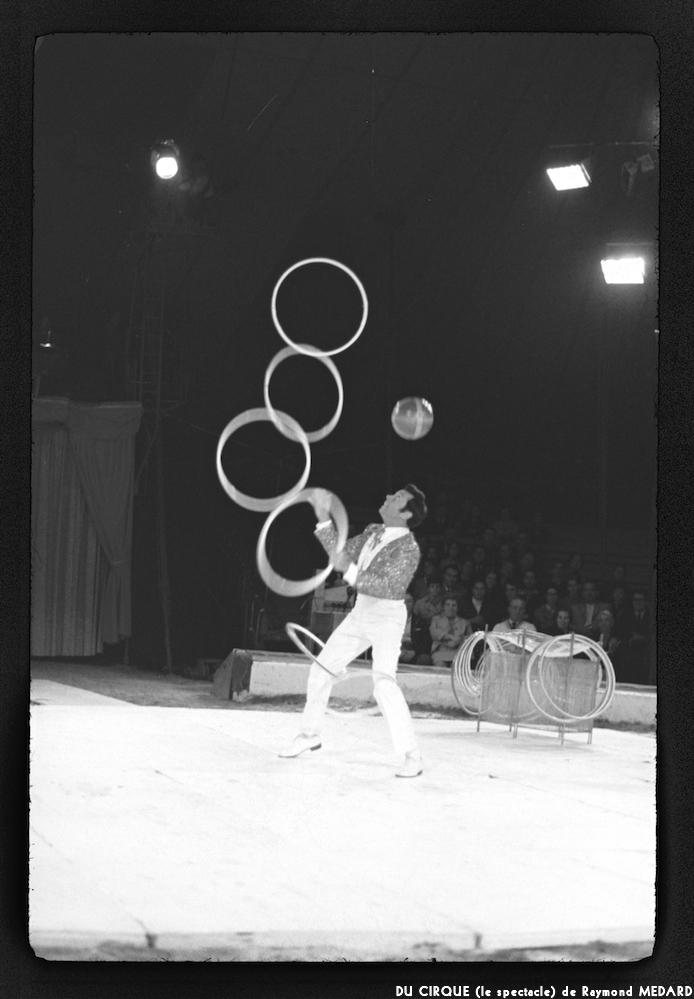 image: This is ‘
LE CIRQUE (le spectacle) 15
’.