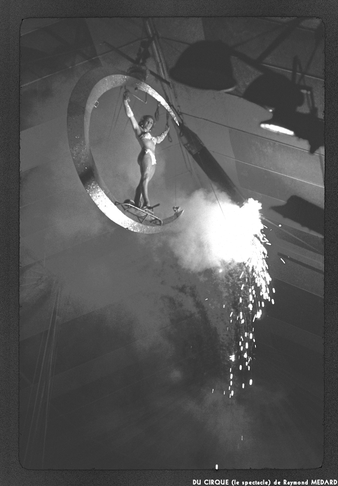 image: This is ‘
LE CIRQUE (le spectacle) 23
’.