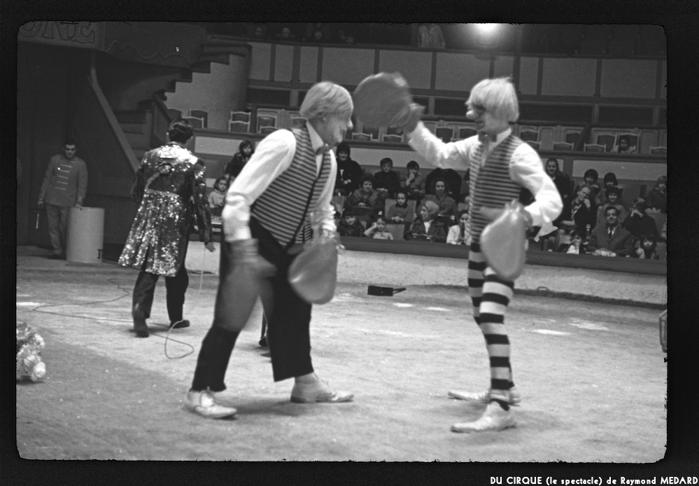 image: This is ‘
LE CIRQUE (le spectacle) 33
’.