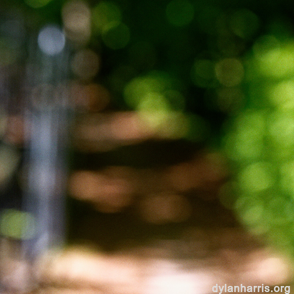 image: This is ‘
belvaux (v) 4
’.