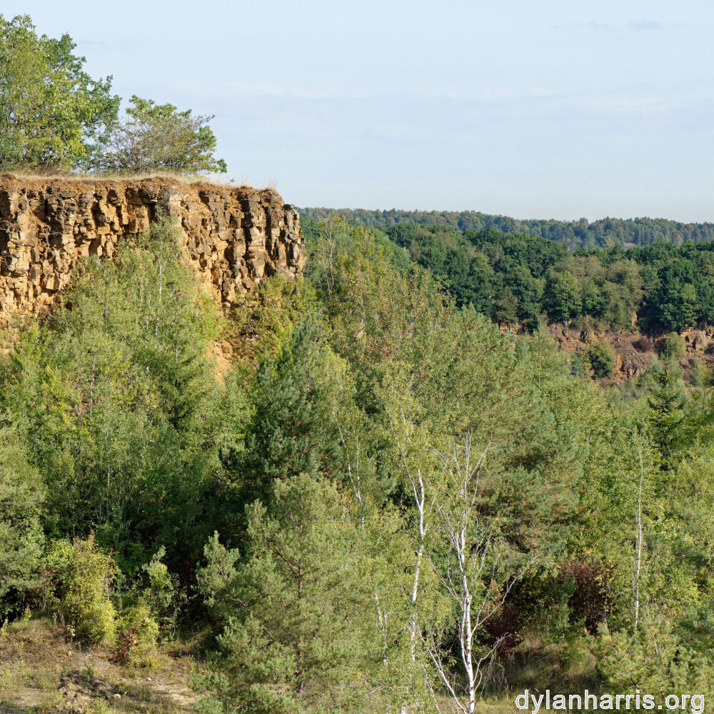 image: This is ‘
rumelange 4
’.