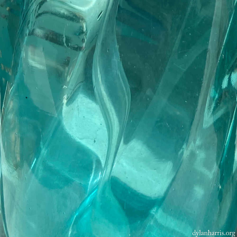 image: This is ‘
cheniàres 8
’.