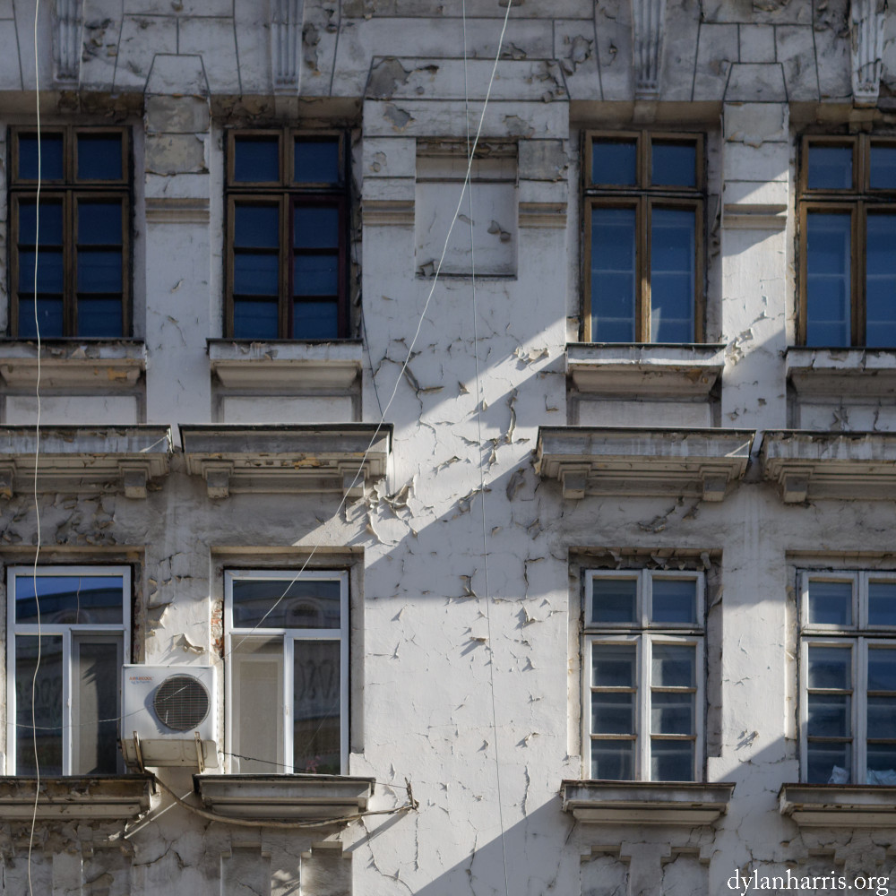 image: This is ‘
bucharest (i) 3
’.