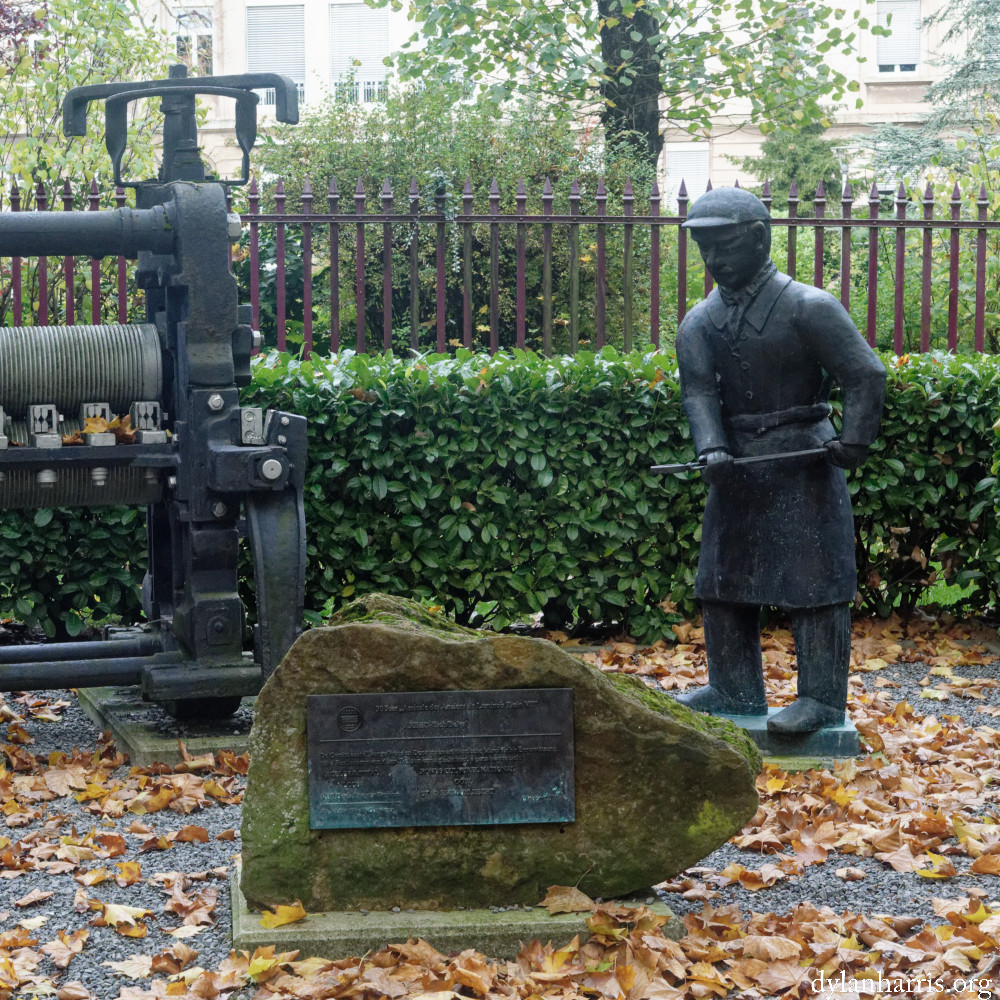 image: This is ‘
nothing is permament (xxv) 2
’.