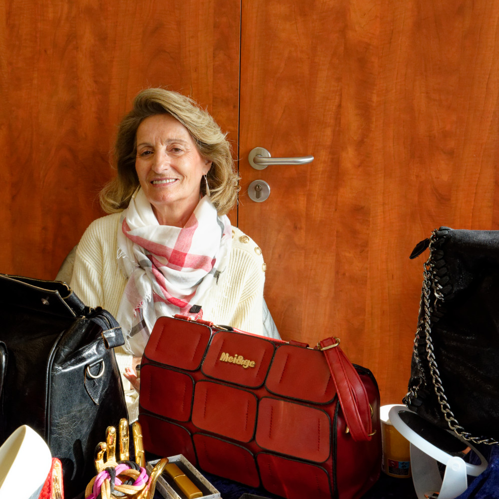 image: This is ‘
brocante (i) 8
’.