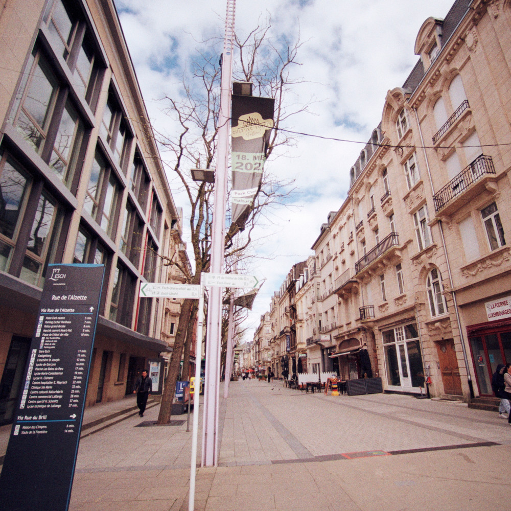 image: This is ‘
esch/uelzecht (xli) 2
’.