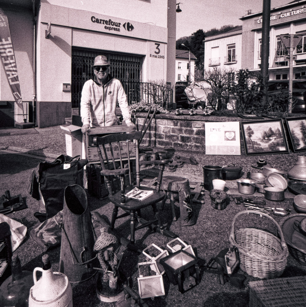 image: This is ‘
brocante (vi) 4
’.