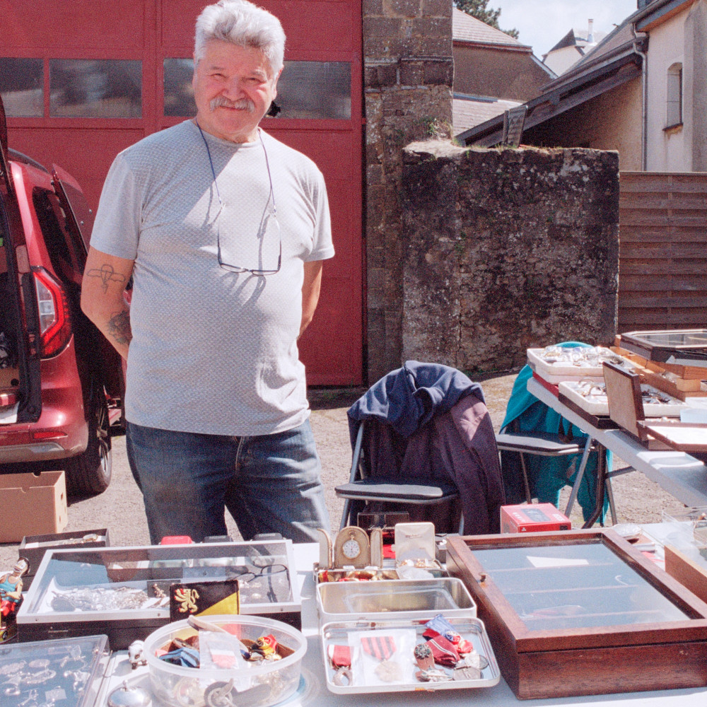 image: This is ‘
brocante (xxi) 1
’.
