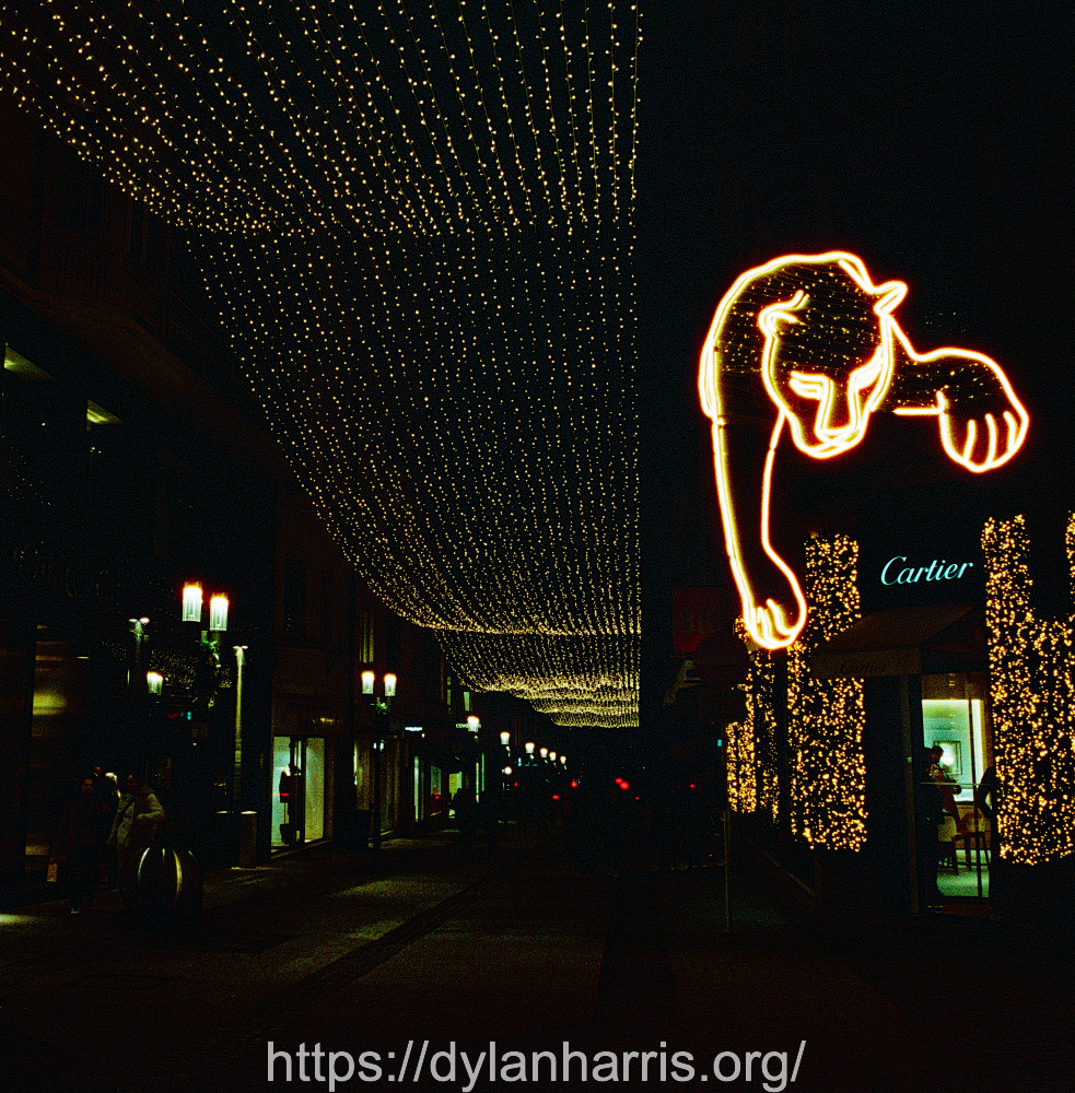 image: This is ‘
christmas lights (i) 7
’.