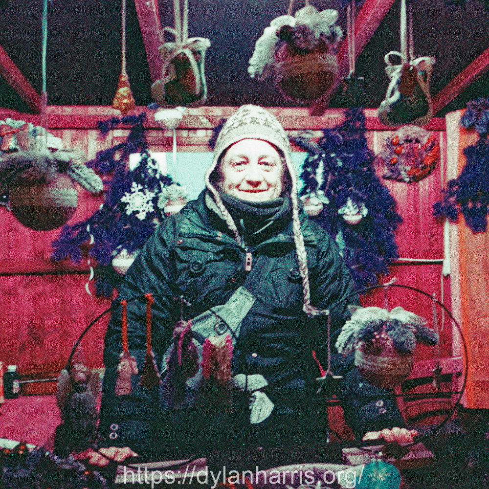 image: This is ‘
christmas market (ii) 4
’.