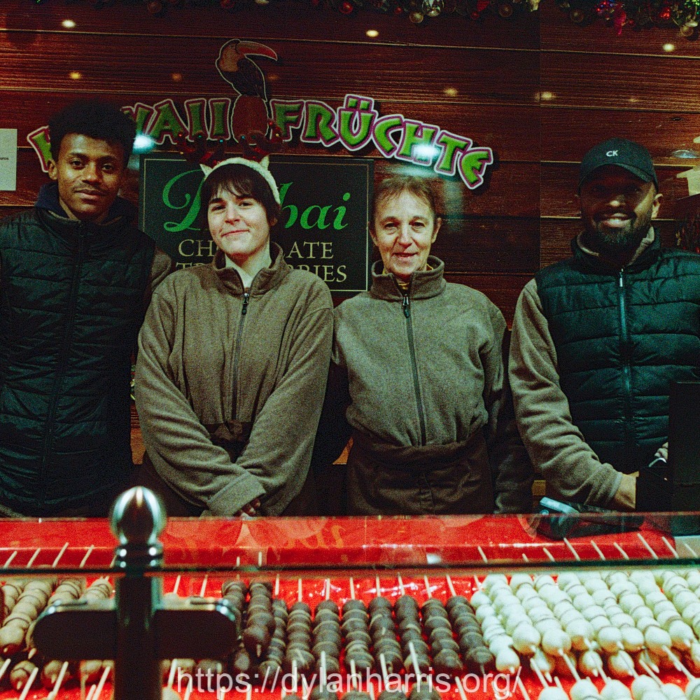 image: This is ‘
christmas market (v) 5
’.