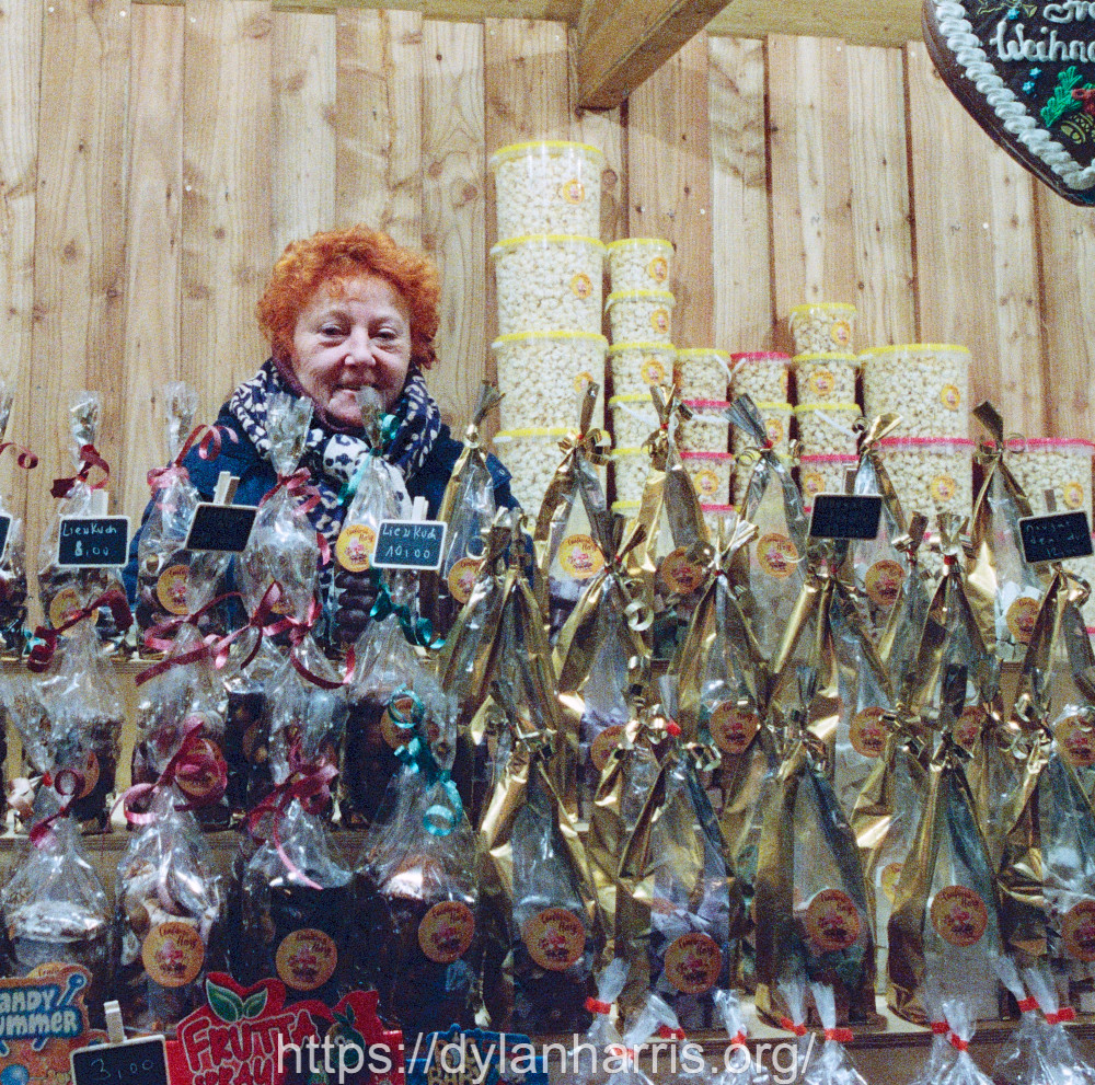 image: This is ‘
christmas market (vi) 1
’.