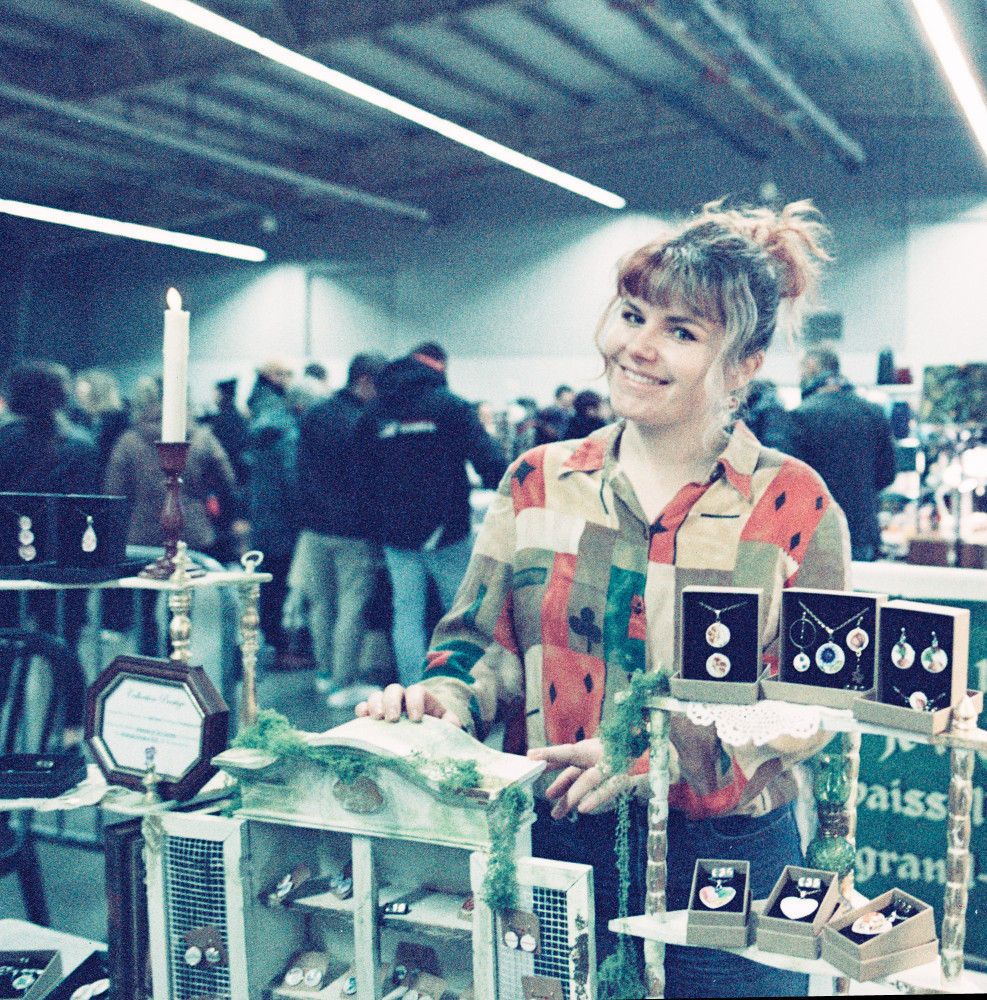 image: This is ‘
brocante (xxx) 3
’.