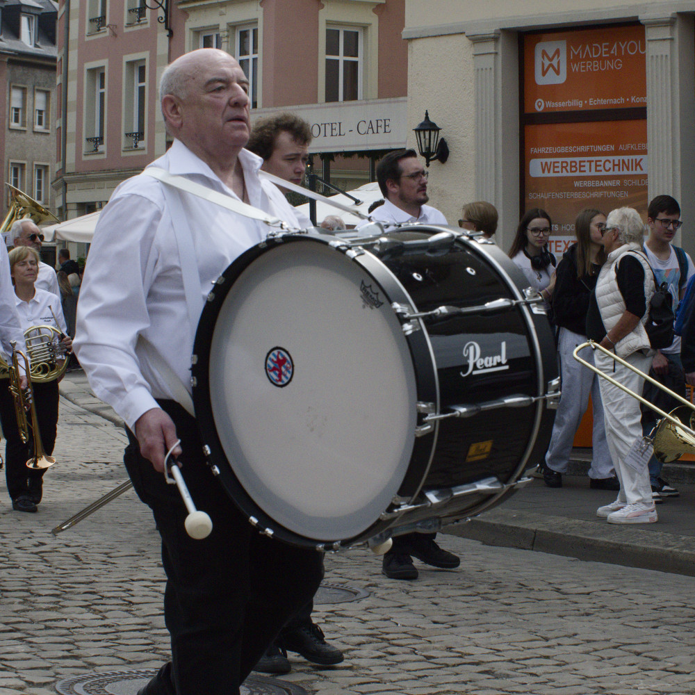 image: This is ‘
echternach (iii) 9
’.