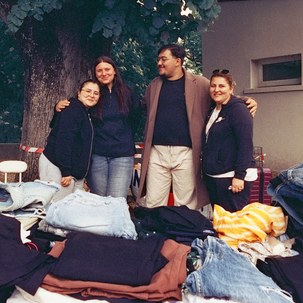 image: This is ‘
brocante (li) 2
’.