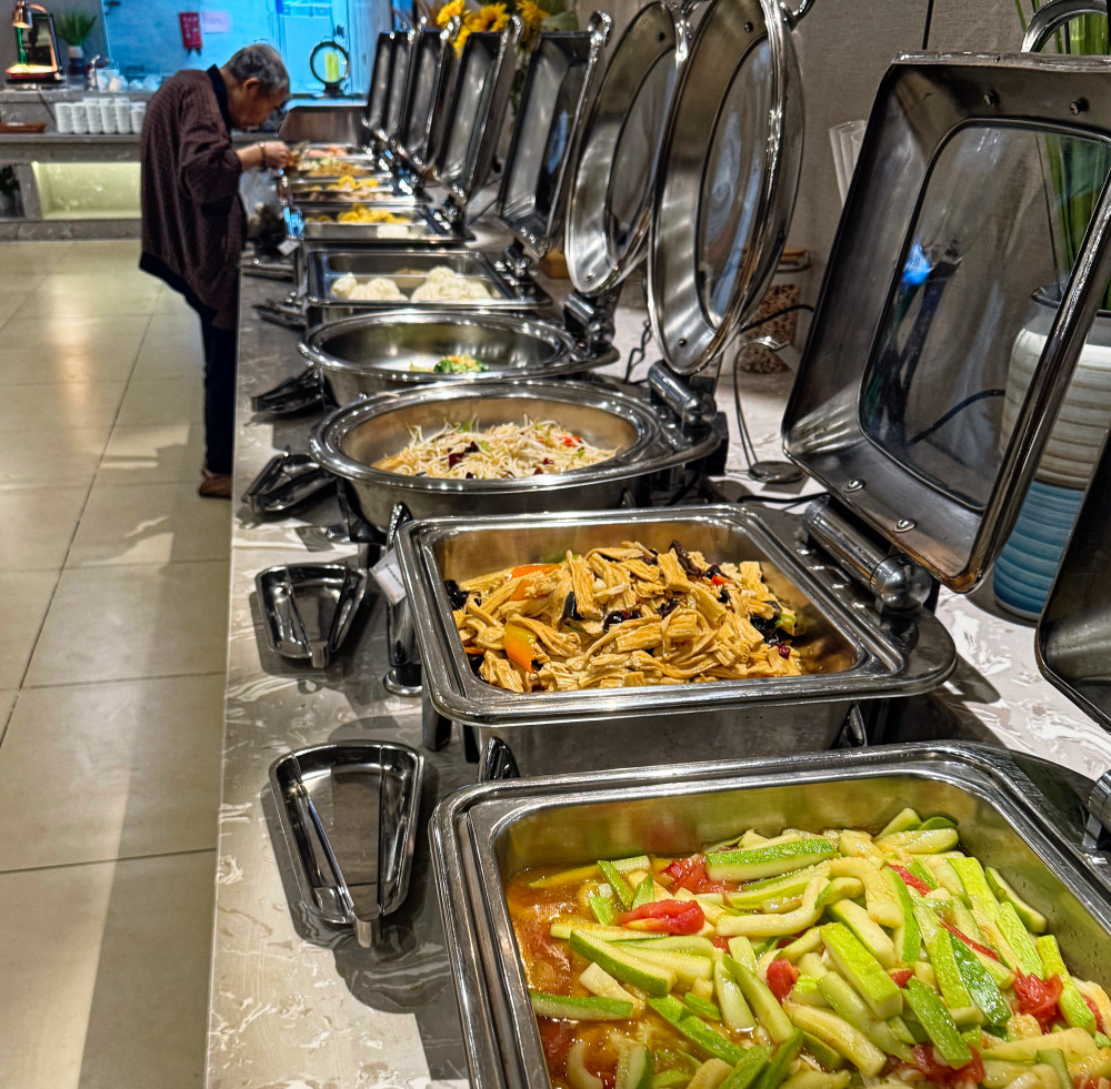 image: This is ‘
hotel 2
’.