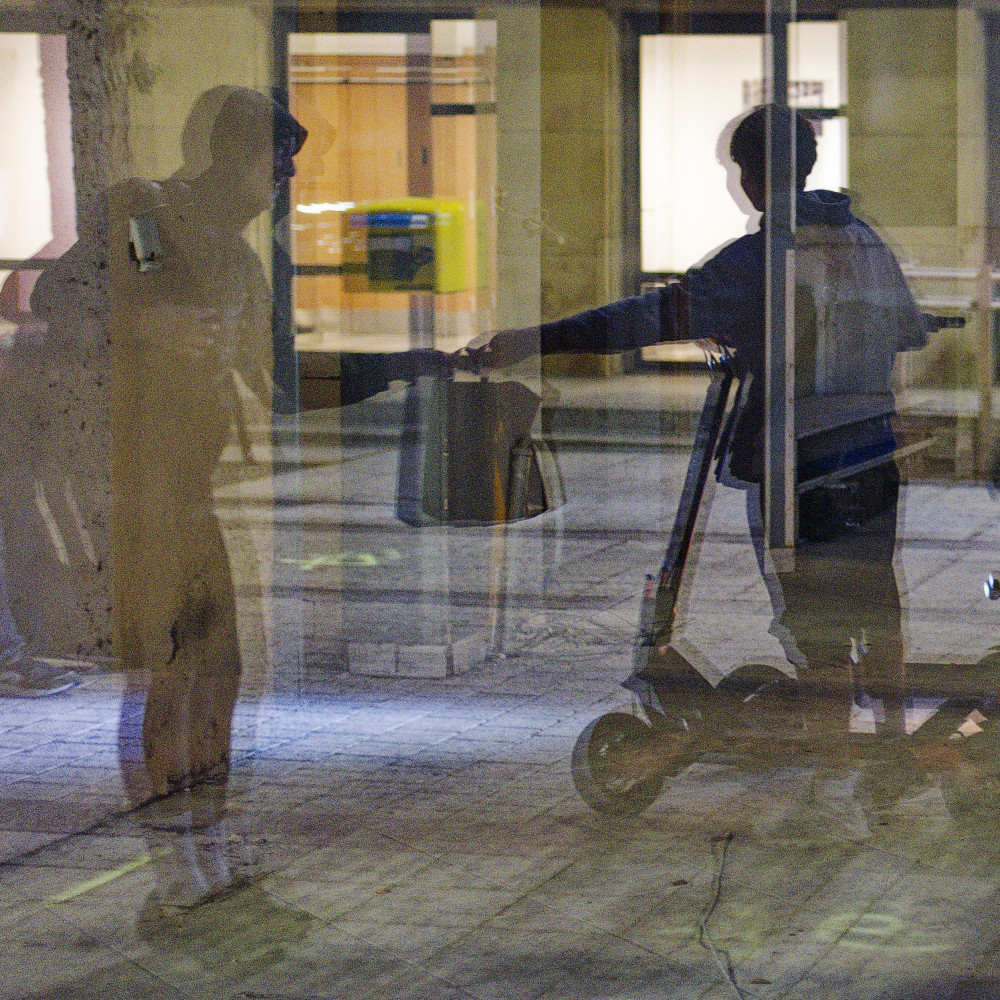 image: esch photo club night out