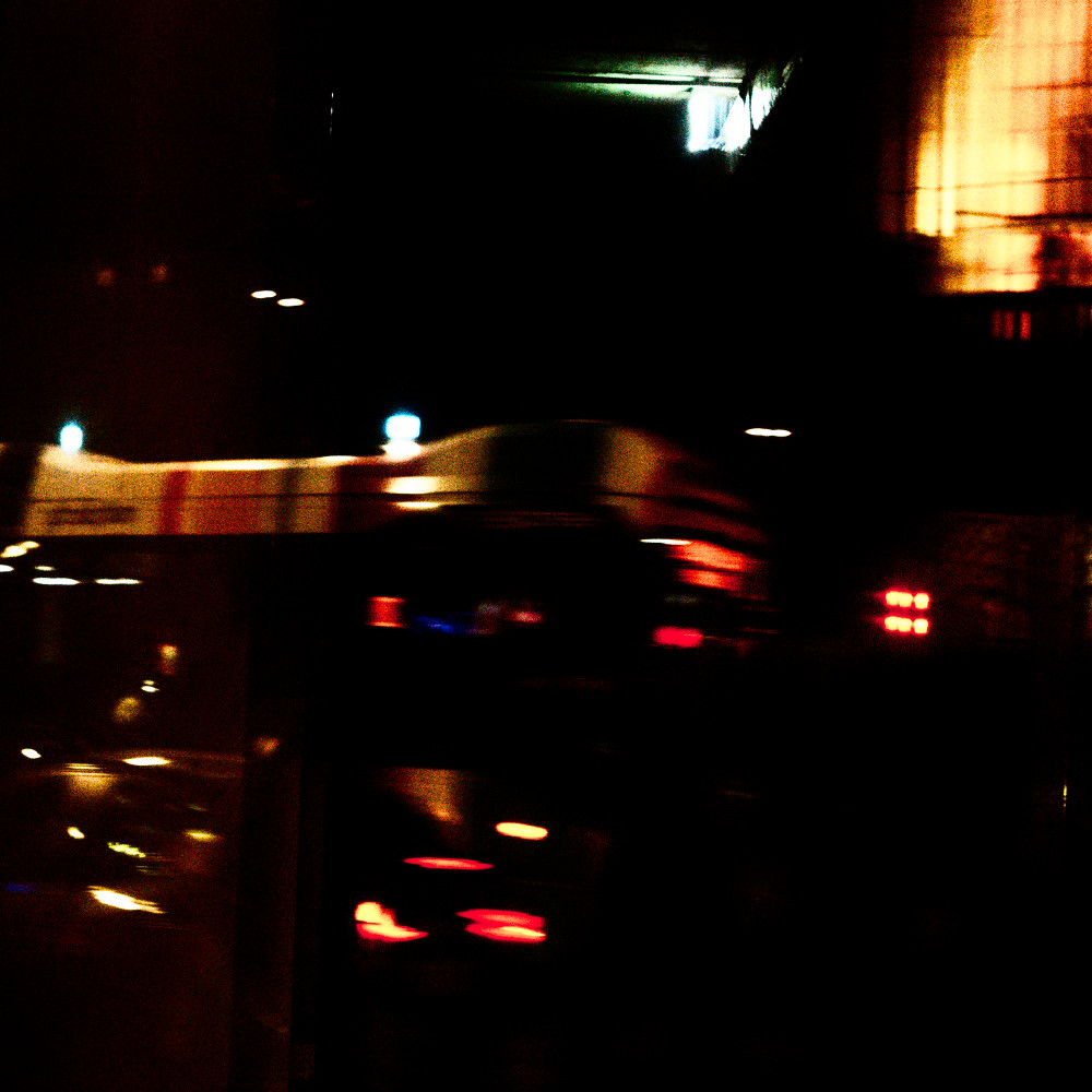 image: This is ‘
tram (i) 1
’.