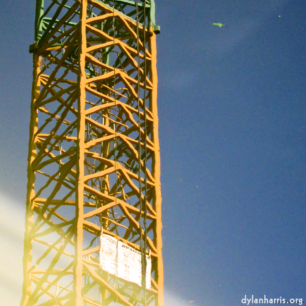 image: This is ‘
konscht am gronn (ii) 5
’.