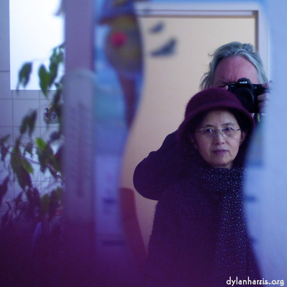 image: This is ‘
L (i) 8
’.