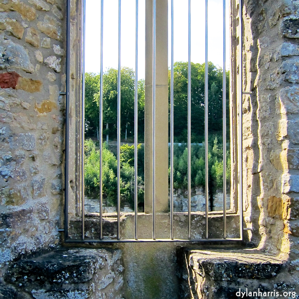 Image: Image 'larochette 1'.