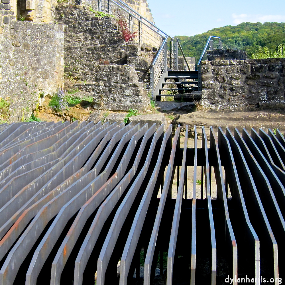 Image: Image 'larochette 2'.