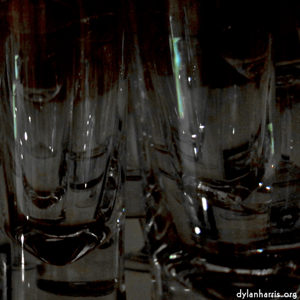 image: This is ‘
light (i) 1
’.