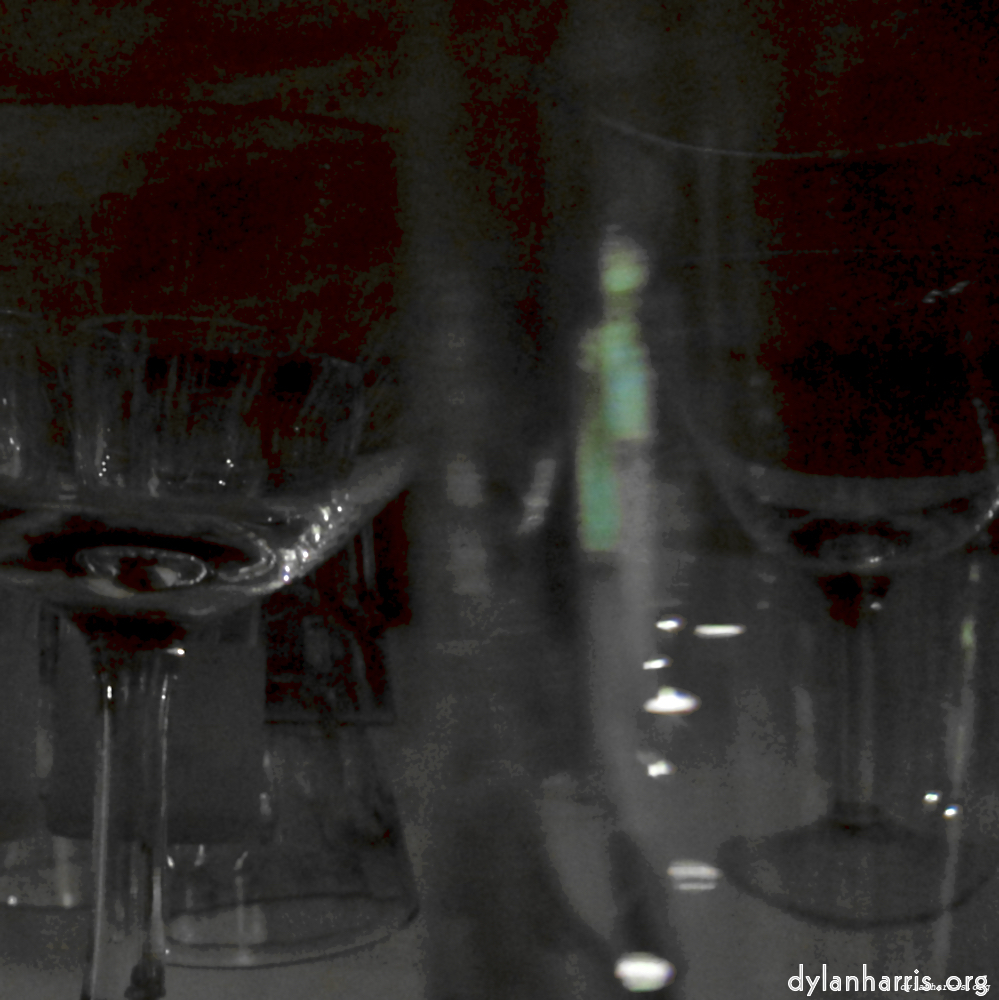 image: This is ‘
light (i) 2
’.