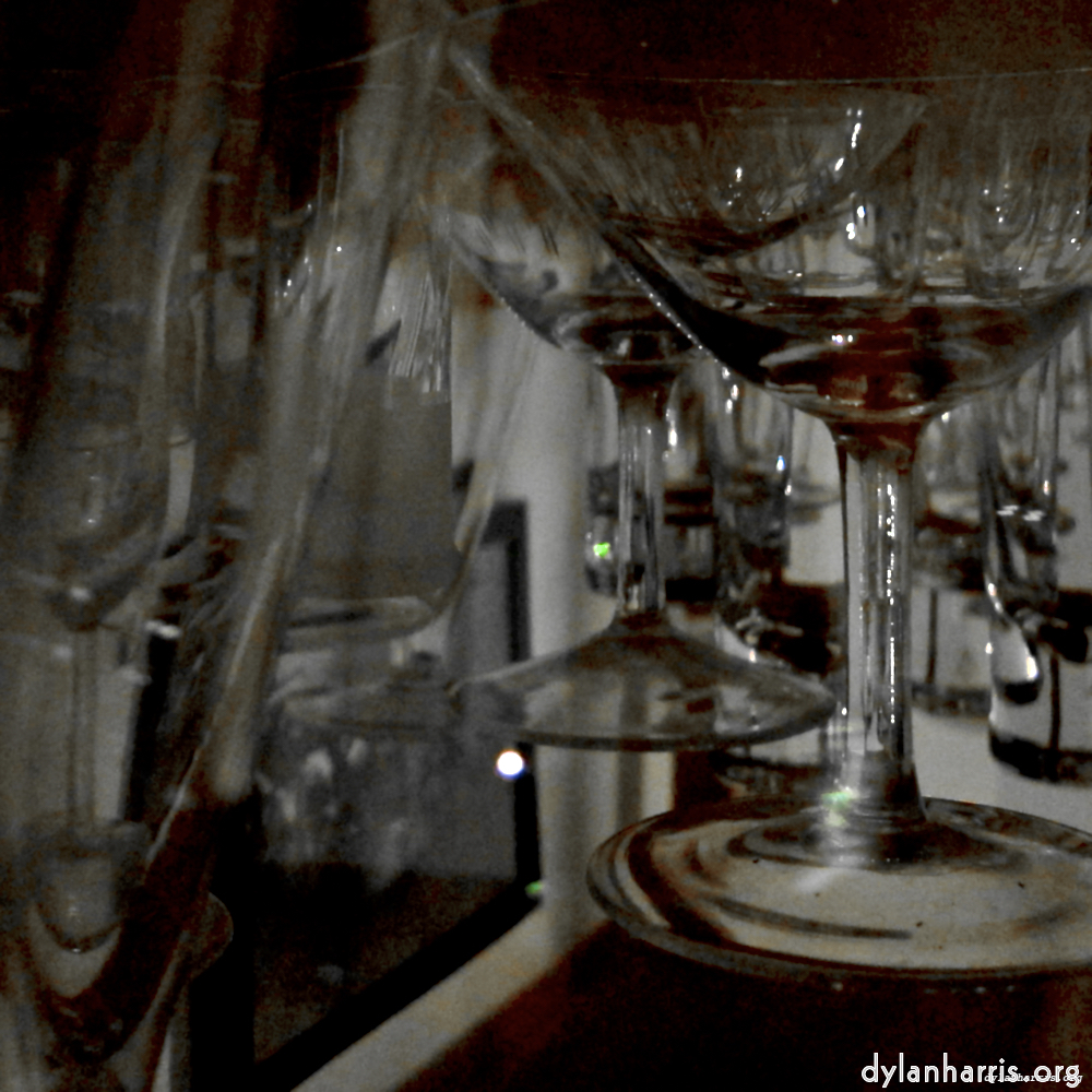 image: This is ‘
light (i) 3
’.