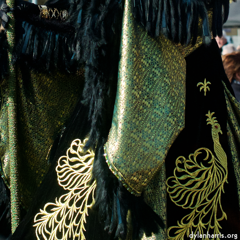 image: This is ‘
longwy (ii) 10
’.