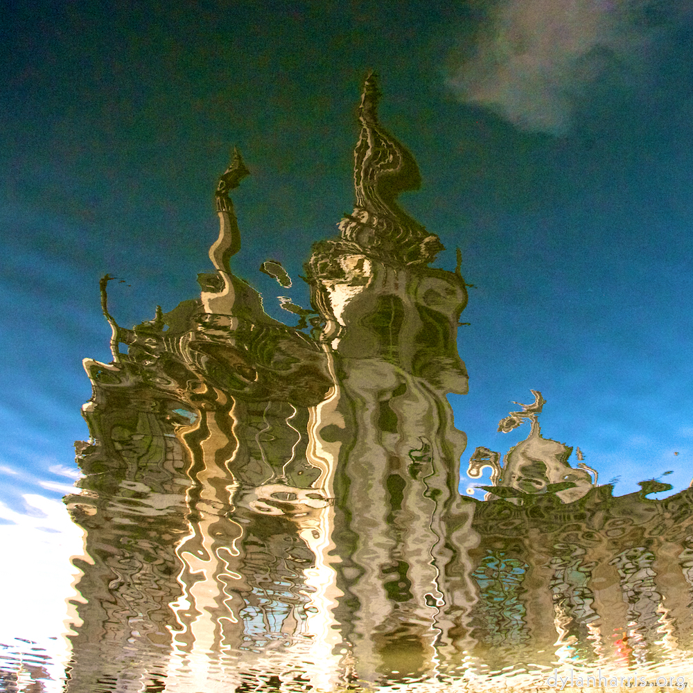 image: This is ‘
ghent (i) 1
’.