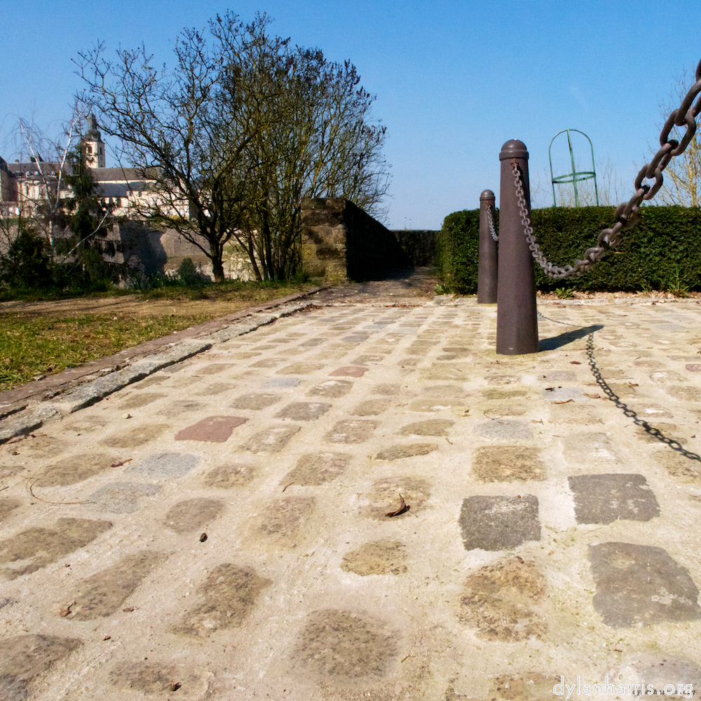 image: This is ‘
rham (iii) 9
’.