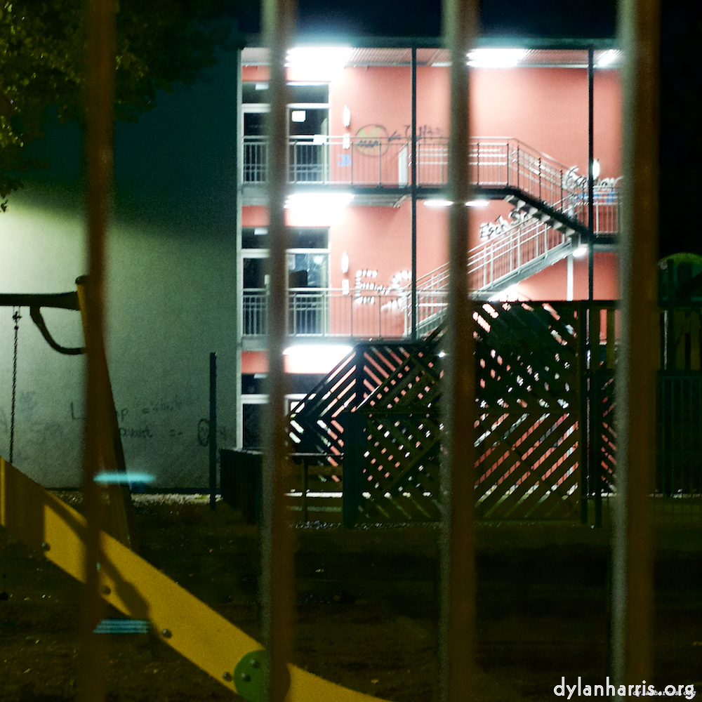 Image 'esch–sur–alzette (iv) 3', at Escher Déierepark, the head and crest of a chicken.