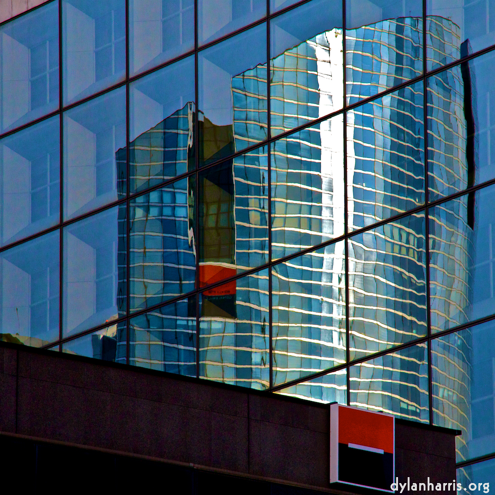 image: This is ‘
la défense (i) 1
’.