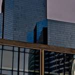 Image: Sixth image from the photoset 'la défense (i)'.