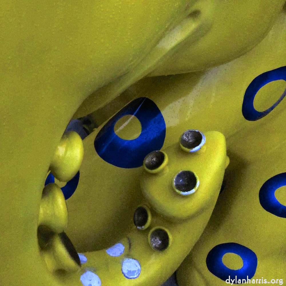 Image 'elephant (v) 4'.