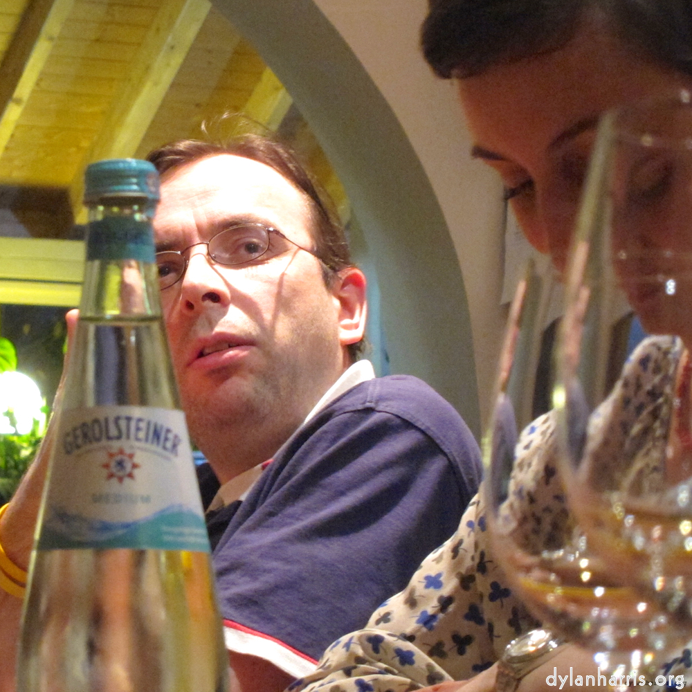 Image: Image 'LU (i) 3'.