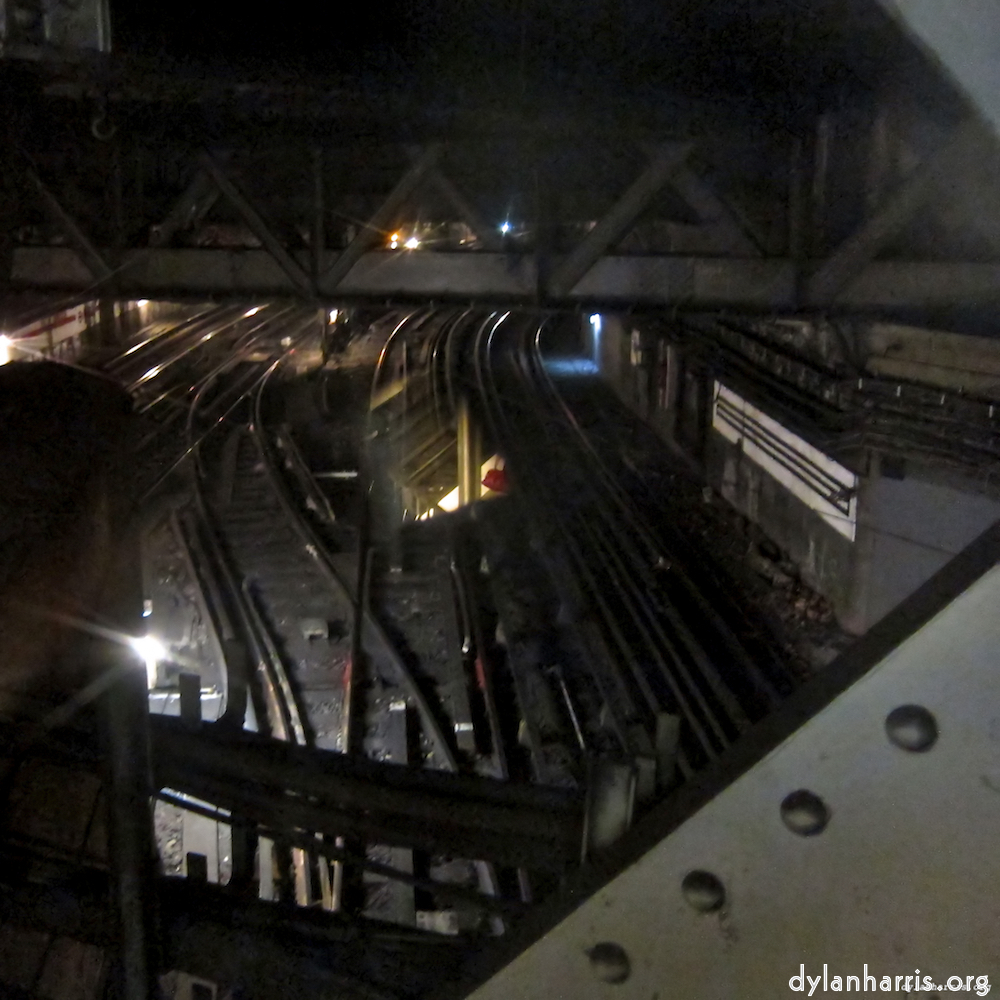 Image 'metro (iii) 1'.