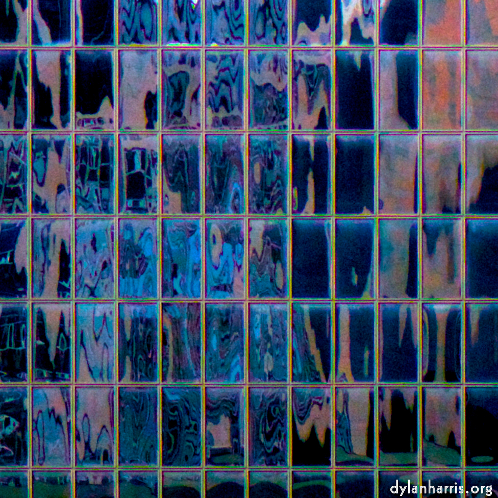 image: This is ‘
la défense (l) 3
’.