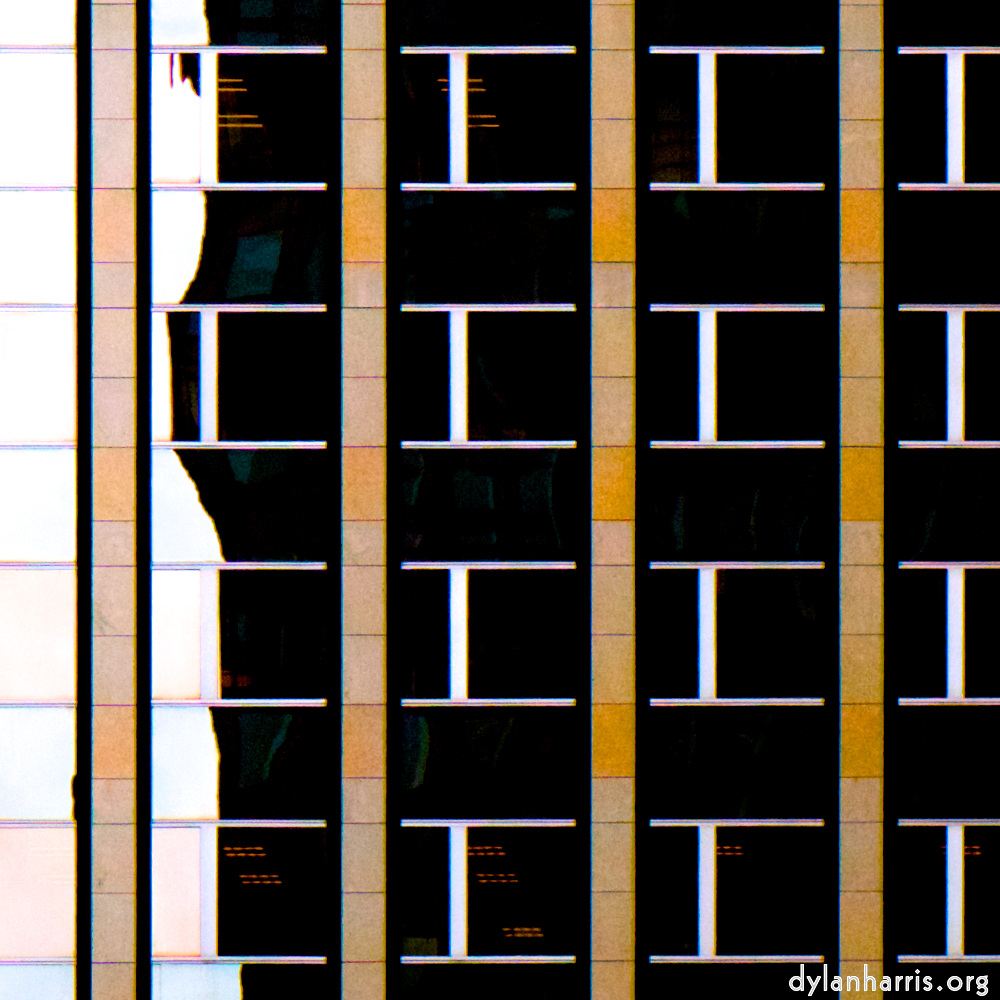 image: This is ‘
la défense (l) 6
’.