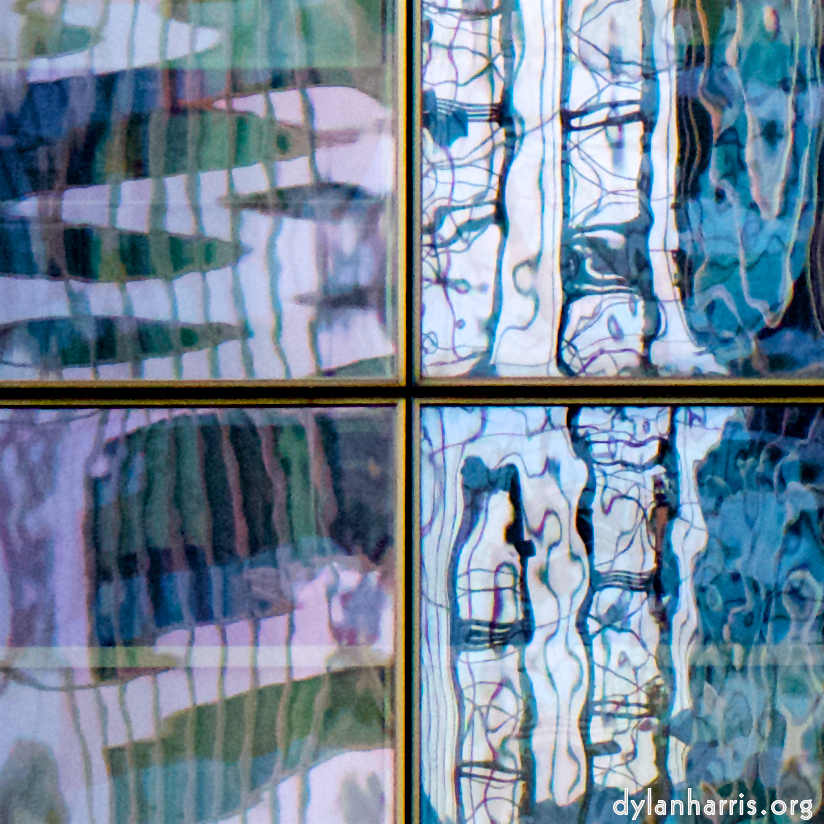 image: This is ‘
la défense (liv) 1
’.