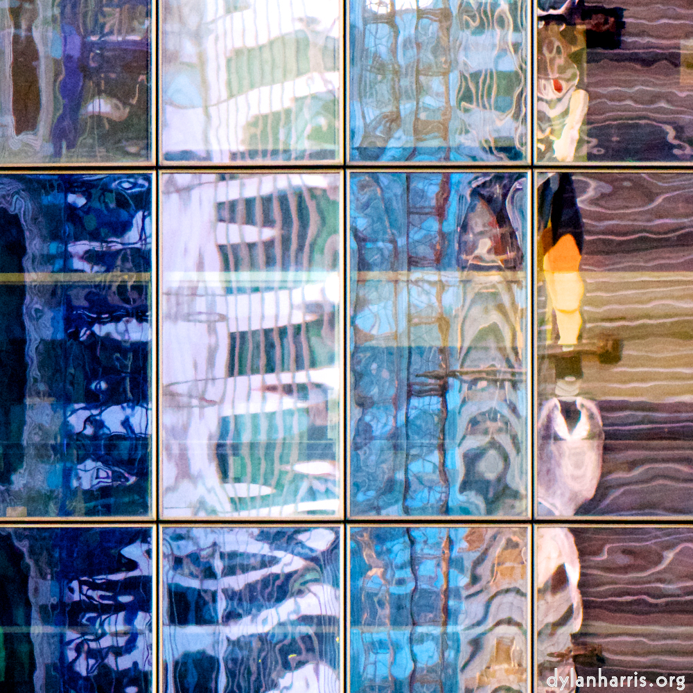 image: Voici ‘la défense (liv) 4’.