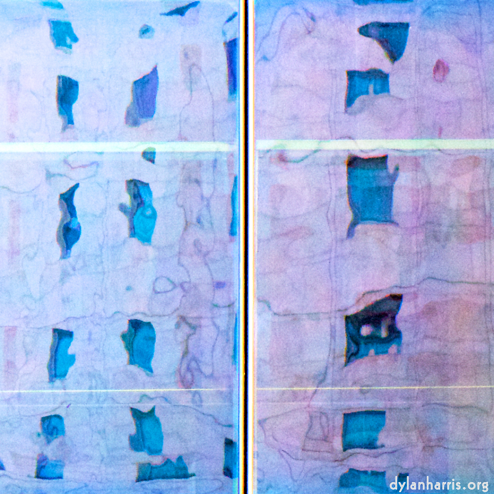 image: This is ‘
la défense (lx) 4
’.