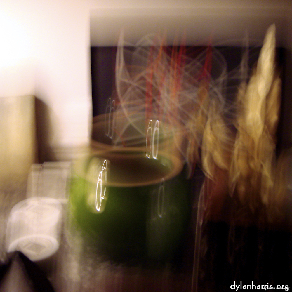 image: This is ‘
paris (x) 6
’.