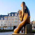 image: Image from the photoset ‘
sculpture (v)
’.