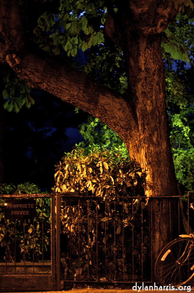 Image: Image 'paris (v) 3'.